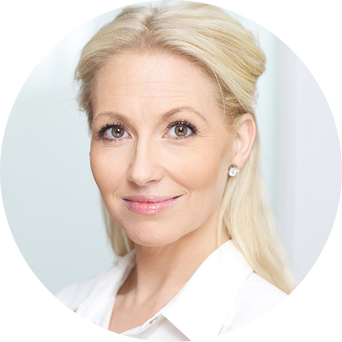 Dísella Lárusdóttir, Queen Tye